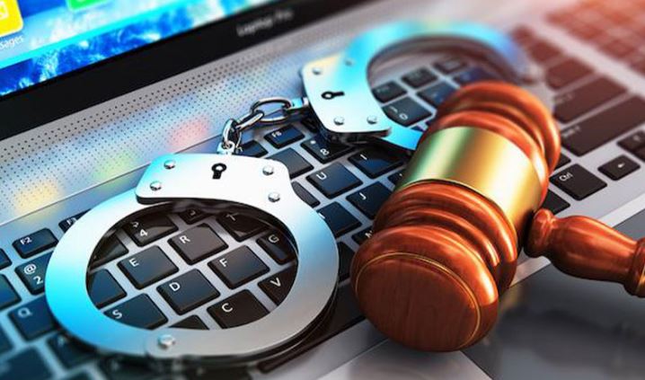 خضدار میں سائبر فراڈ کا واقعہ شہری کے نام پر جعلی فیس بک آئی ڈی بنا کر سعودی عرب سے ساڑھے پانچ لاکھ روپے منگوالئے خضدار میں سائبر فراڈ کا واقعہ شہری کے نام پر جعلی فیس بک آئی ڈی بنا کر سعودی عرب سے ساڑھے پانچ لاکھ روپے منگوالئے